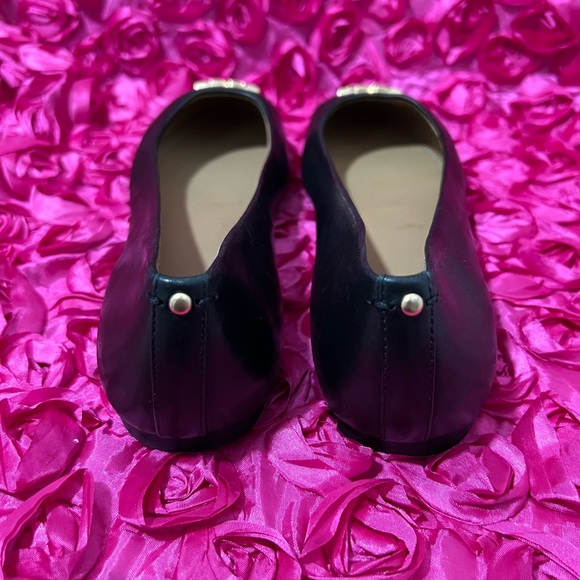 Authentic Tory Burch flats - Picture 3 of 6